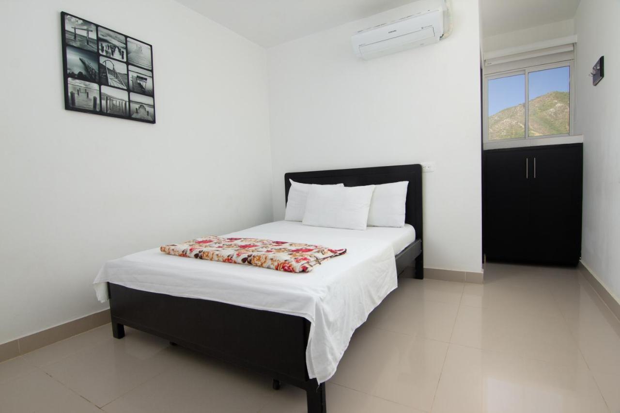 Hostal Vina Del Mar ตากังกา ภายนอก รูปภาพ