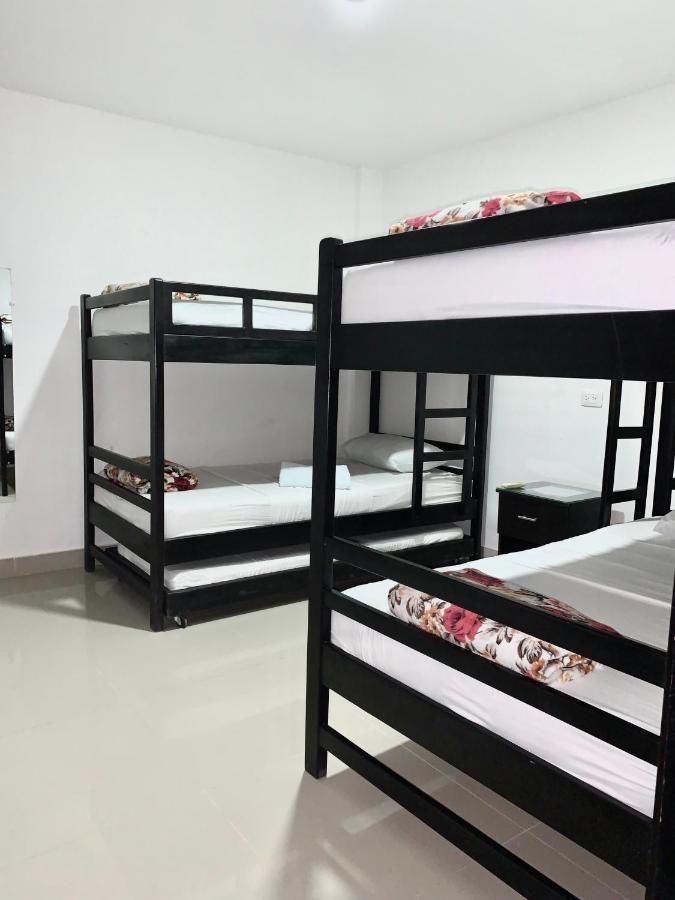 Hostal Vina Del Mar ตากังกา ภายนอก รูปภาพ