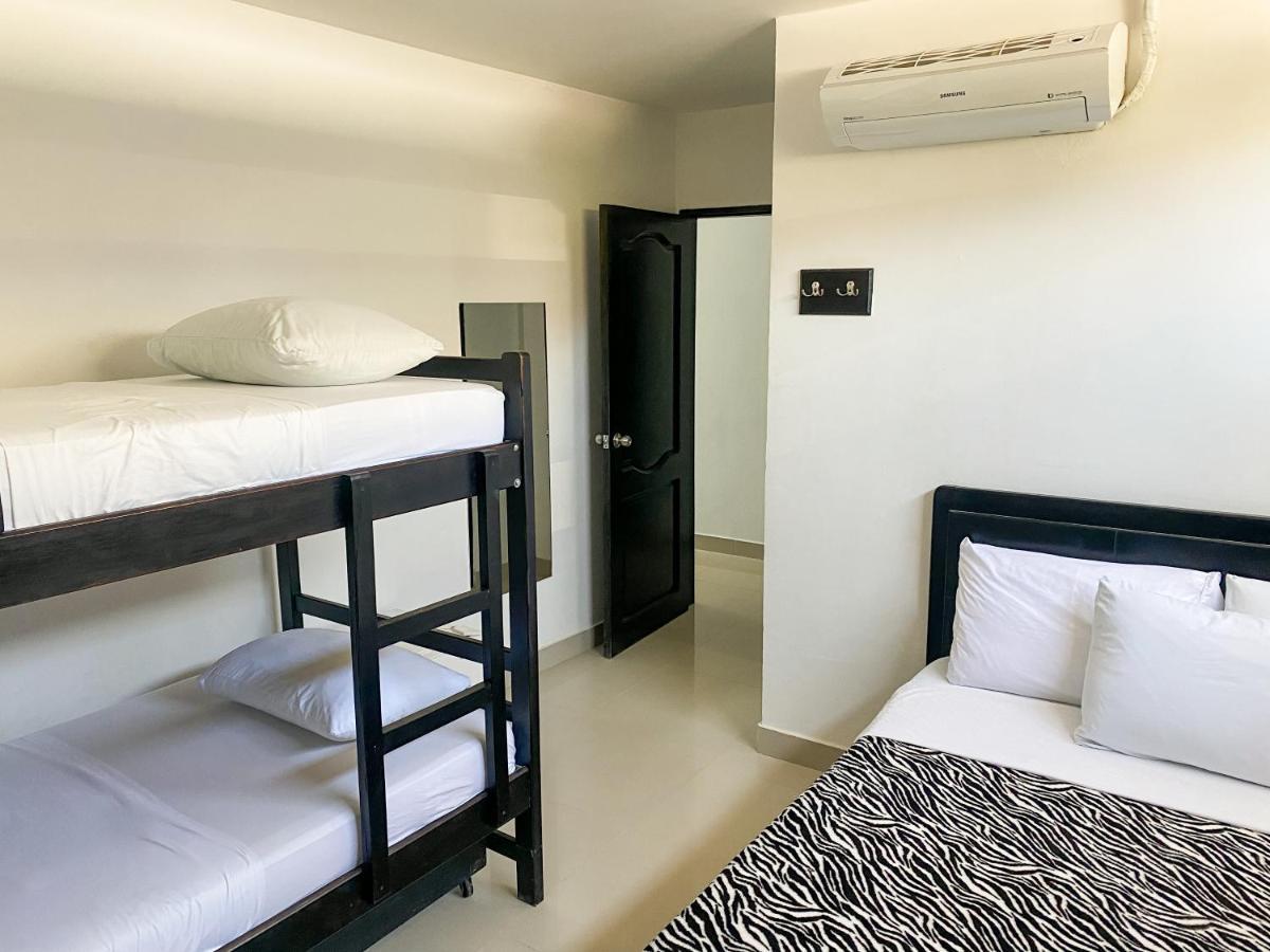 Hostal Vina Del Mar ตากังกา ภายนอก รูปภาพ