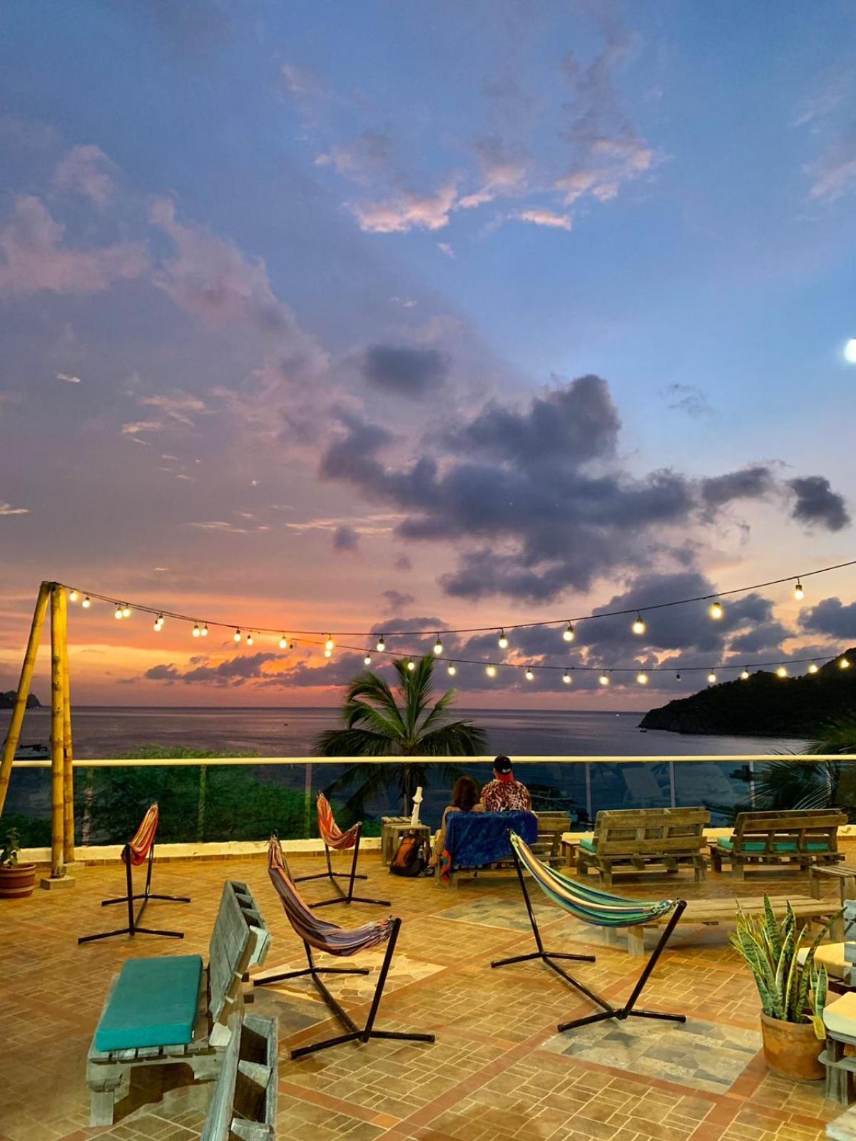 Hostal Vina Del Mar ตากังกา ภายนอก รูปภาพ