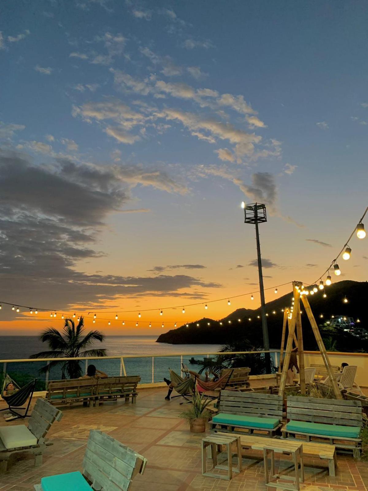 Hostal Vina Del Mar ตากังกา ภายนอก รูปภาพ